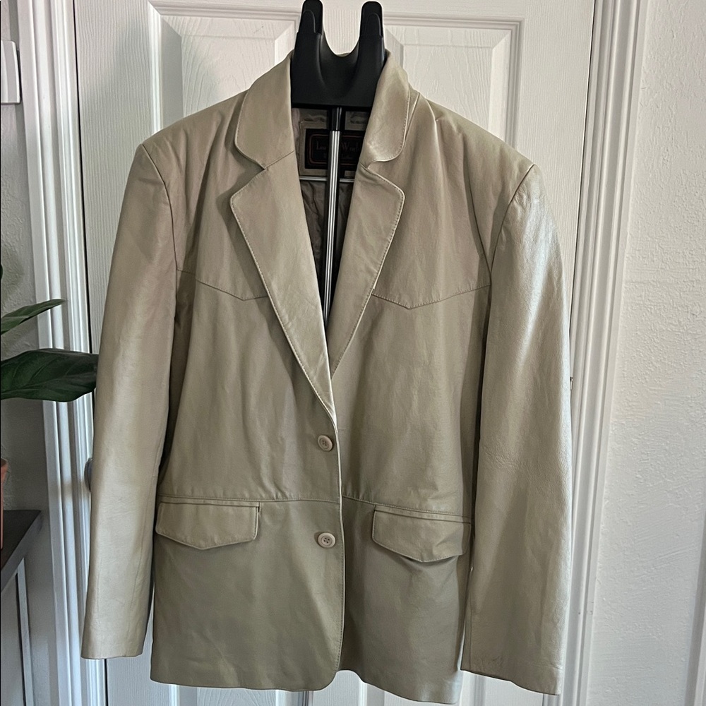 Leather World by Lucky Leather jacket size L